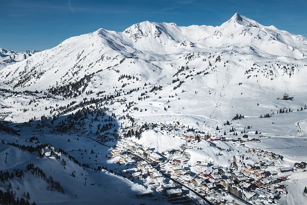 [Translate to EN:] Skiurlaub in Obertauern
